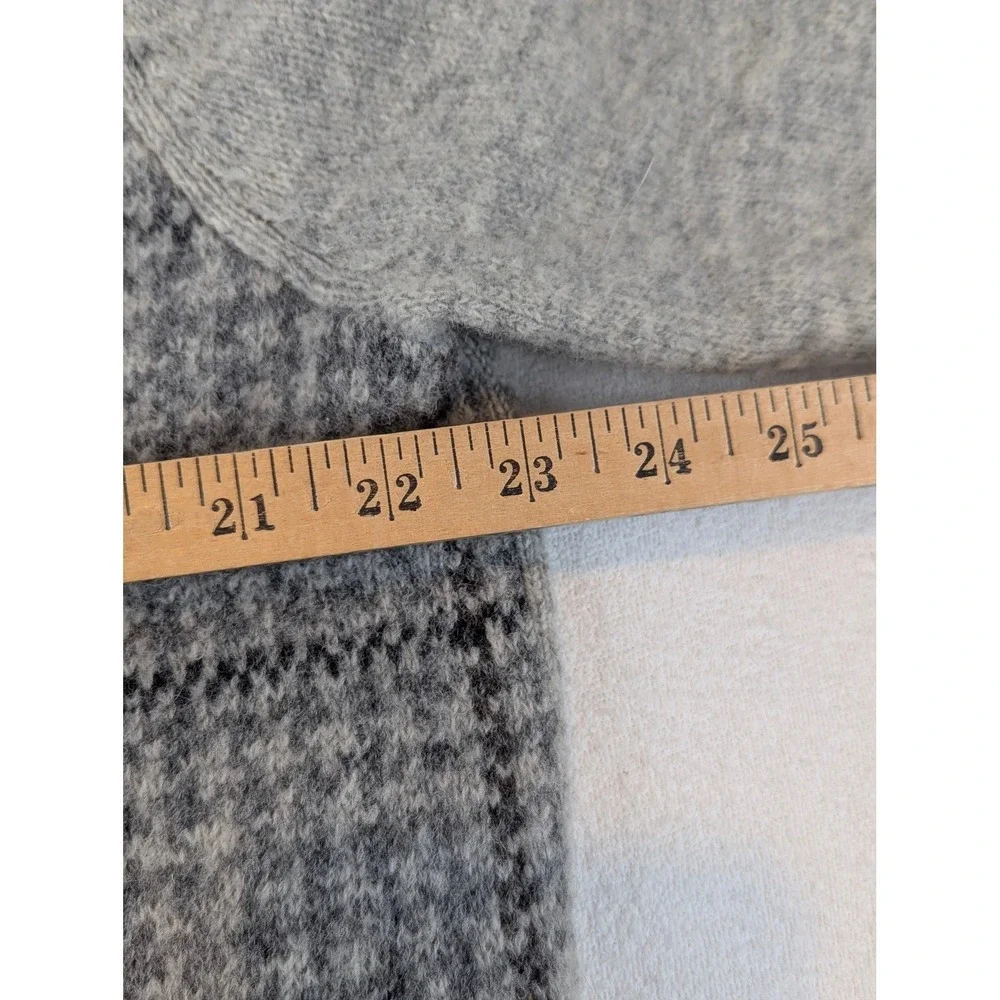 Brooks Brothers Shetland Houndstooth V-Neck Sweater Mens Large Grey Plaid Preppy